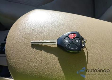 2010 Toyota Rav4 z USA, uszkodzony, nr VIN 2T3BF4DV6AW070636